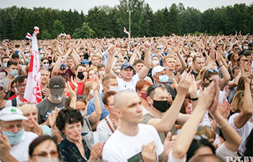 Известные люди мира поддержали белорусских борцов за свободу