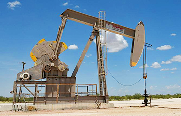 Цена нефти WTI упала ниже $45 за баррель впервые с июля 2017 года