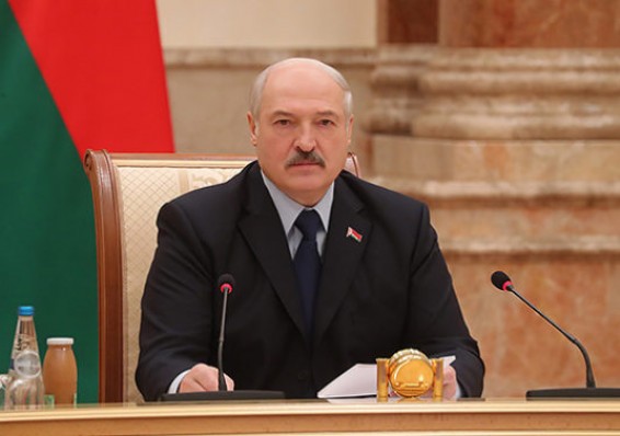 «Шантажировать нас бесполезно». Лукашенко отреагировал на слова Медведева об интеграции с Россией