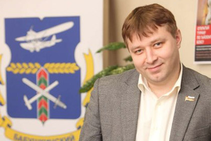 Муниципальный депутат обвинил Навального в пользовании интернетом