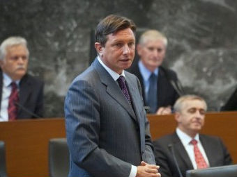 Парламент Словении отправил в отставку правительство