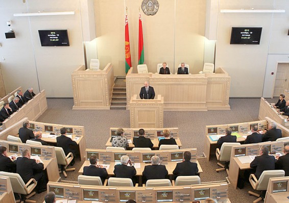 Верхняя палата парламента одобрила поправки в антитеррористическое законодательство