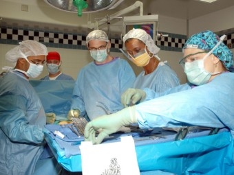 Белорусские хирурги впервые выполнили пересадку сердца и почки одновременно