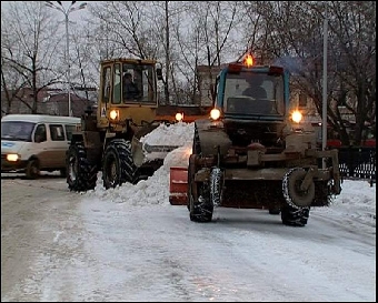 В Беларуси за минувшие сутки было израсходовано почти 5 тыс.т песко-соляных смесей для посыпки дорог