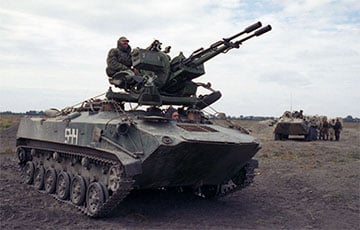 Бойцы ВСУ уничтожили московитский БТР «Скрежет» с зенитной установкой на борту