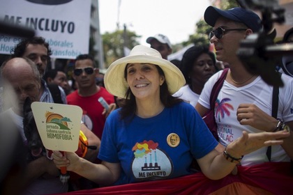 Дочь главы Кубы организовала массовое благословение гомосексуальных пар