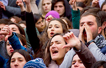 В Москве протестовали сотни студентов