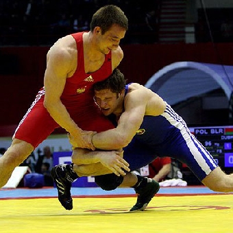 Белорусы завоевали вторую награду на чемпионате Европы по вольной борьбе
