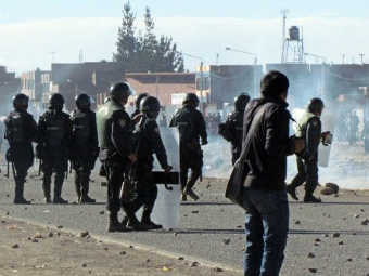 В Перу полиция убила трех демонстрантов