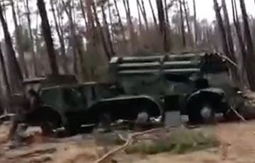 Украинские бойцы подбили батарею вражеских «Ураганов»
