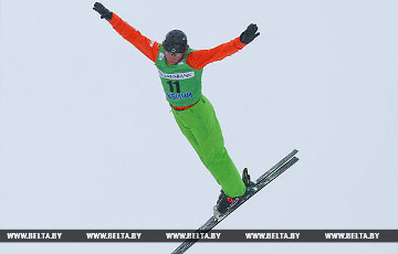 Станислав Гладченко выиграл этап Кубка Европы по лыжной акробатике