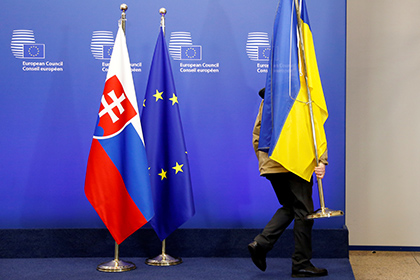 ЕС потребовал от Киева объяснить решение о блокаде Донбасса
