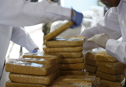 Американские пограничники спасли тонущую подлодку с пятью тоннами кокаина
