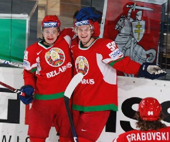 Юношеская сборная Беларуси по хоккею одержала четвертую подряд победу на чемпионате мира