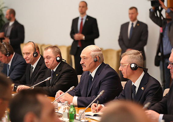 Лукашенко заявил, что он ярый сторонник сохранения ЕС