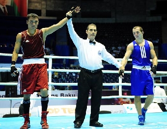 Виталий Бондаренко вышел в полуфинал европейского отборочного турнира по боксу на Олимпиаду-2012