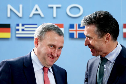 НАТО остановит военное сотрудничество с Россией