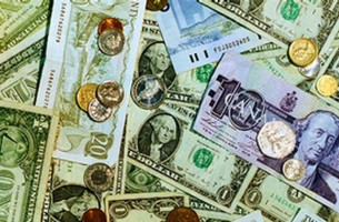В Беларуси увеличено число предприятий, которые будут отдавать валюту государству