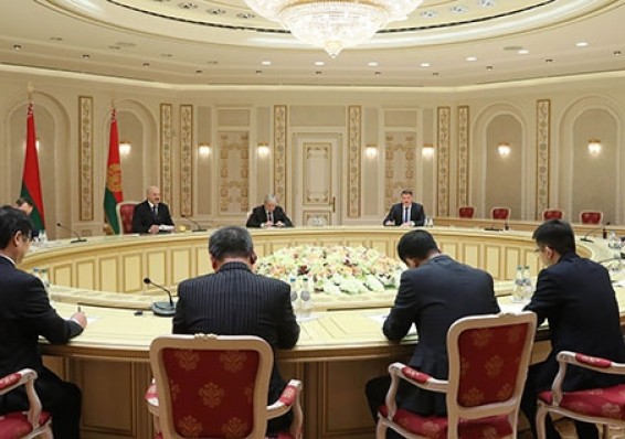 Лукашенко встретился с главой китайской корпорации «Мидеа Груп»