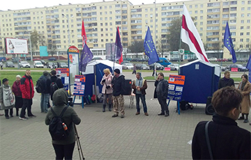Кандидаты от «Европейской Беларуси» проводят встречу с кандидатами