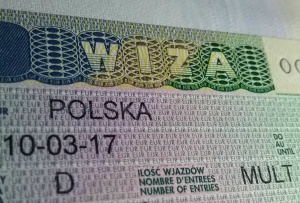 Польша возобновляет выдачу виз для белорусов