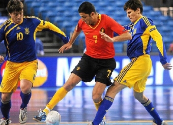 Сборная Беларуси сыграет с россиянами в четвертьфинале чемпионата Европы по футзалу