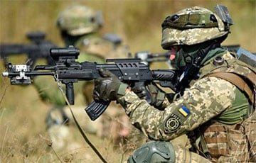 Украинские воины бьются за каждый метр земли: видео с передовой