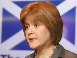 Лидером шотландских националистов впервые стала женщина