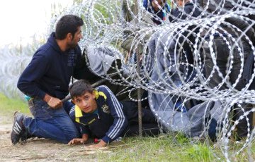 Армия Венгрии проводит учения для защиты от мигрантов