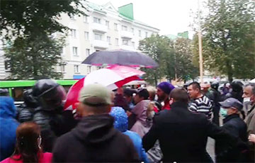 Жители Барановичей вышли на Марш