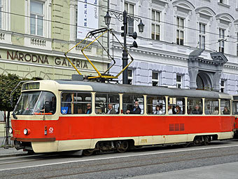 Вооруженные словаки попытались угнать трамвай