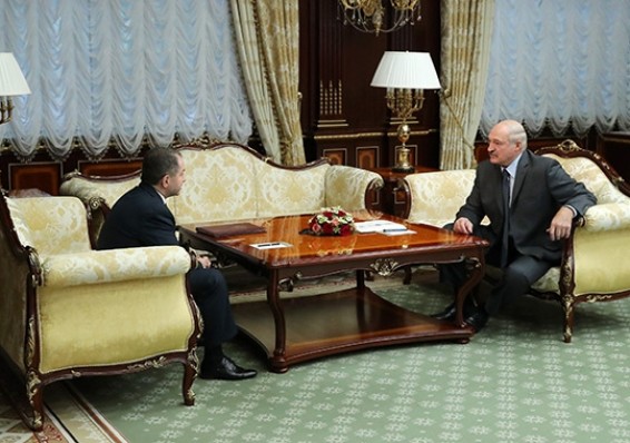 Лукашенко рассчитывает на расцвет двусторонних отношений с Россией