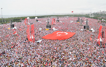 Главный конкурент Эрдогана вывел на митинг пять миллионов своих сторонников