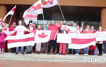 По всей Канаде прошли акции солидарности с Беларусью