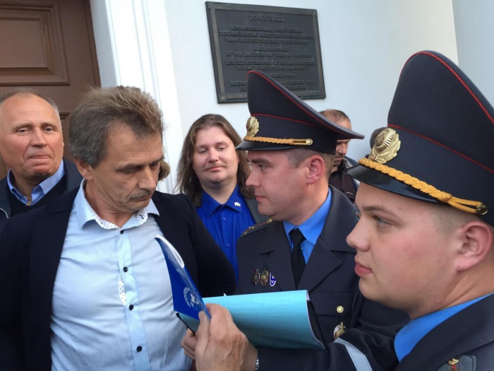Милиция составила протоколы в отношении Статкевича, Некляева и Лебедько