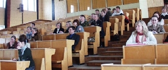 В белорусских вузах более 230 специальностей будут переведены на сокращенный срок обучения