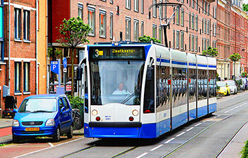 В Нидерландах бастует общественный транспорт