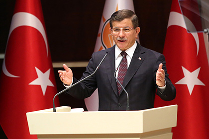 Давутоглу заявил о праве Турции на ответ при нарушении границ