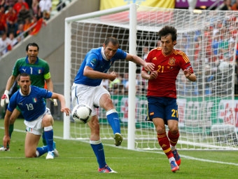 Футболисты Испании и Италии сыграли вничью на Евро-2012