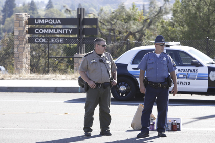 Орегонский стрелок спрашивал жертв об их вероисповедании