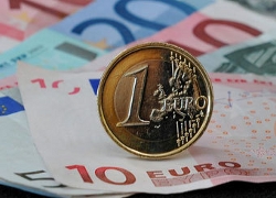 С пятницы в Литве «ходят» только евро