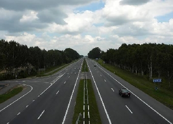 Автодороги к областным центрам Беларуси будут реконструированы к 2015 году