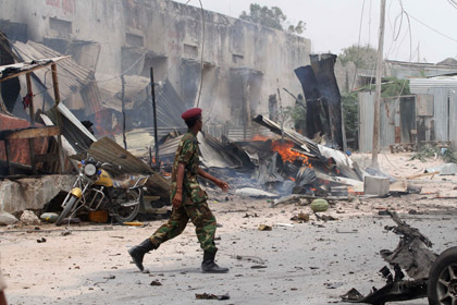 Исламисты взорвали машину в аэропорту столицы Сомали