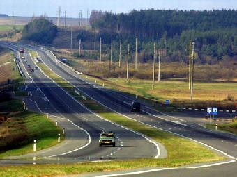 Сегодня вечером будет ограничено движение на трассе Брест-Минск-граница России