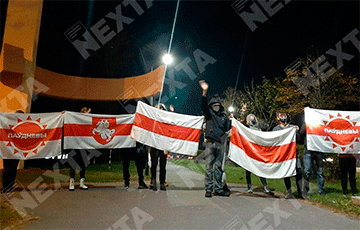 Барановичи, Гомель, Лебяжий, Маяк Минска также вышли на вечерние протесты