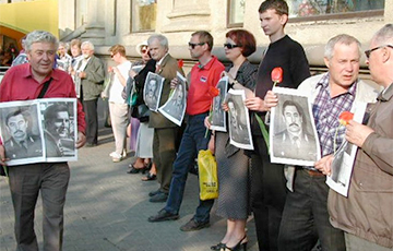 Белорусы требуют возобновить расследование дел исчезнувших политиков