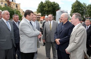 Лукашенко выбирает фаворитов на селе