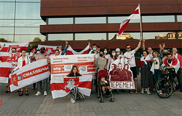 Белорусы Вроцлава массово вышли на акцию в поддержку героев революции