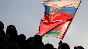 Опрос ВЦИОМ: россияне не хотят объединения с Беларусью
