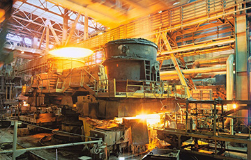 Трамп объявил о санкциях против белорусской стали